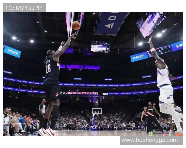 开拓者球星连续3场比赛得分破三十，巅峰表现震撼全场